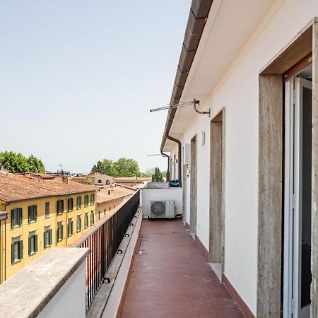 Modern Attics With Balconies And Panoramic View Apartment Pisa Exterior photo